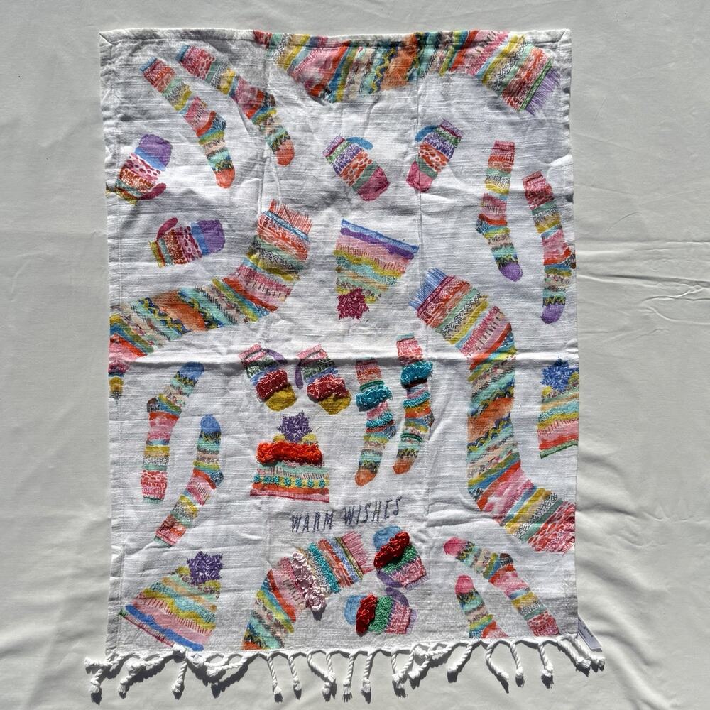 Anthropologie Warm Wishes Dish Towel White Fringe Mittens Scarf Hat
